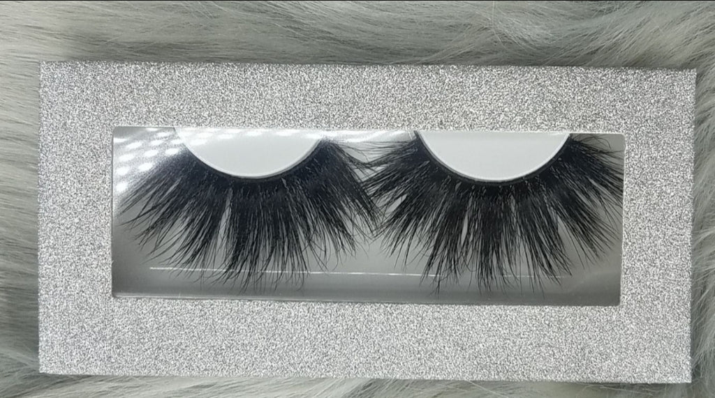 Fantasy Lashes image 1
