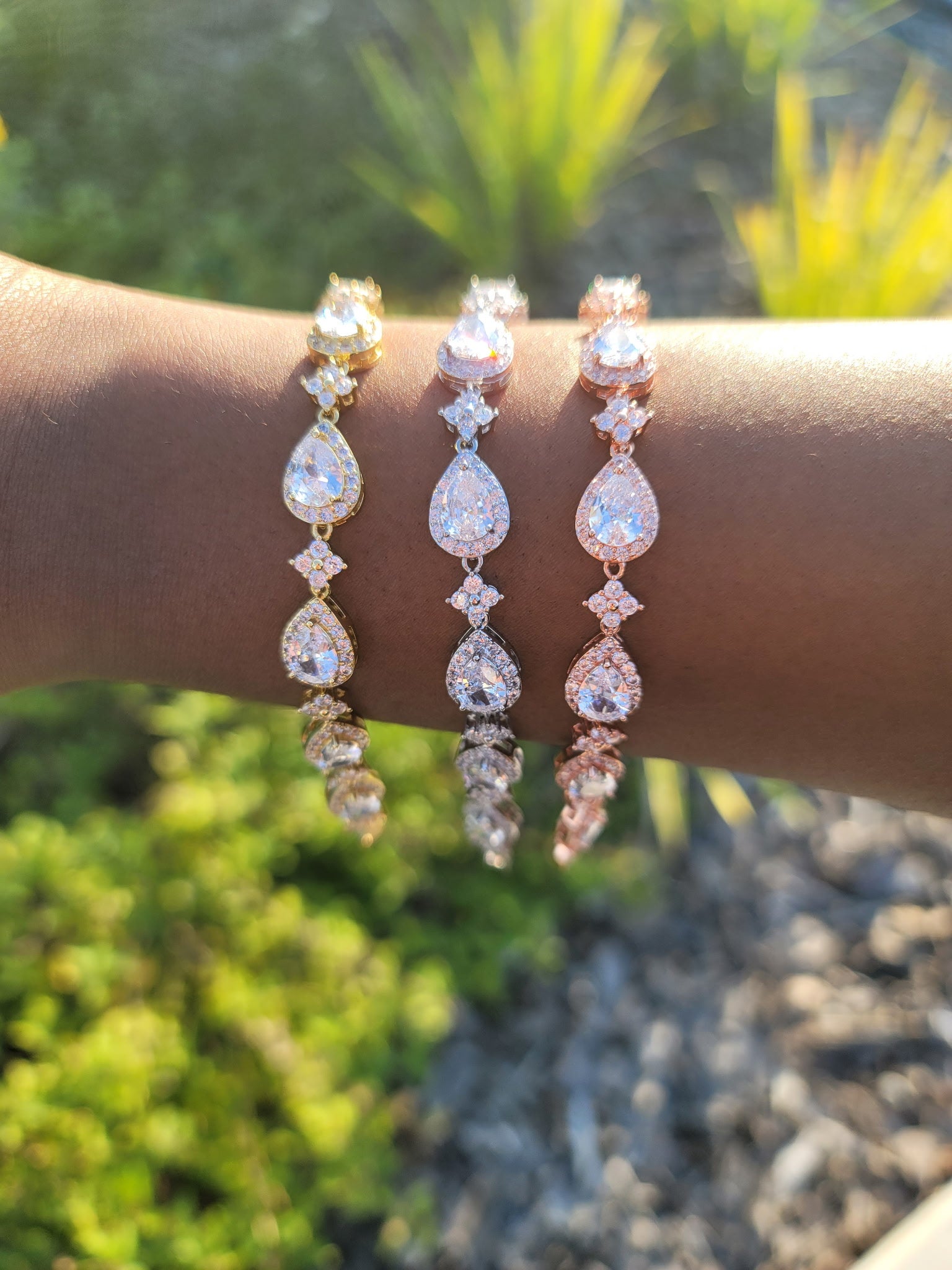 Teardrop Bracelet  image 0