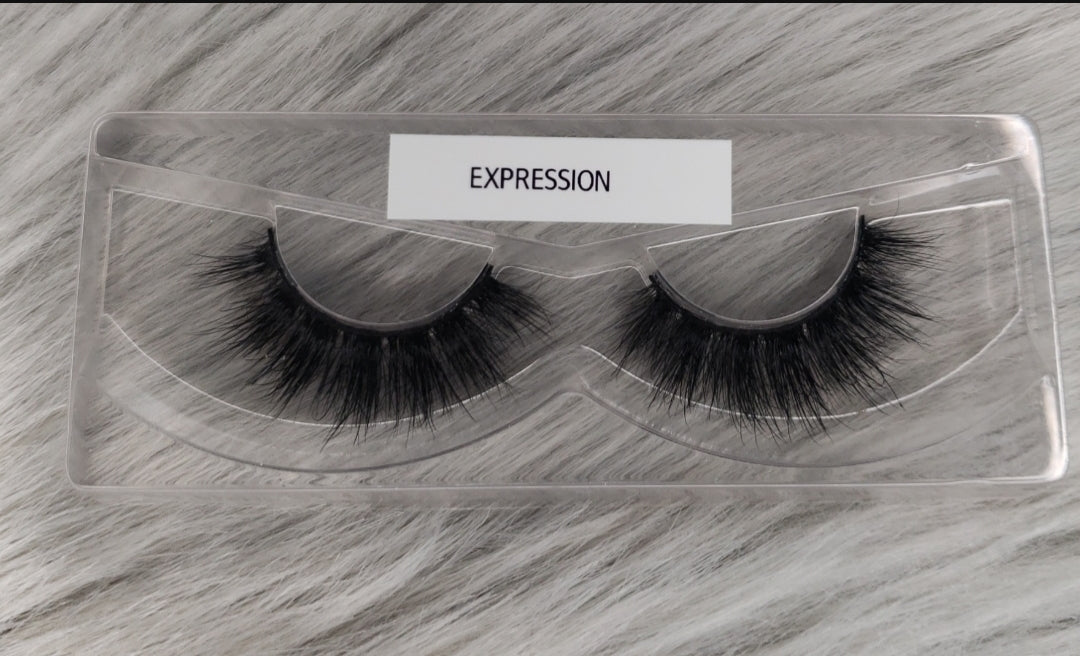 Fantasy Lashes image 2