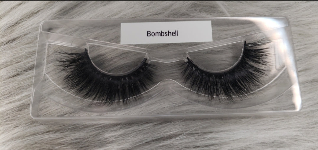 Fantasy Lashes image 4